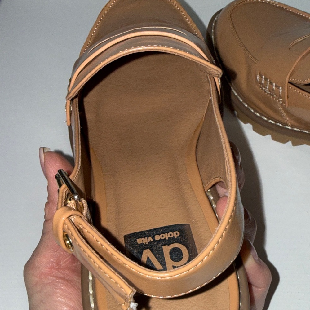 DV by Dolce Vita Women's Camel Loafers - Picture 6 of 8